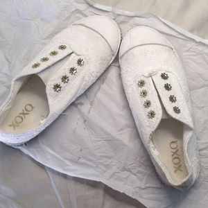 Women's shoes white soft slip ons